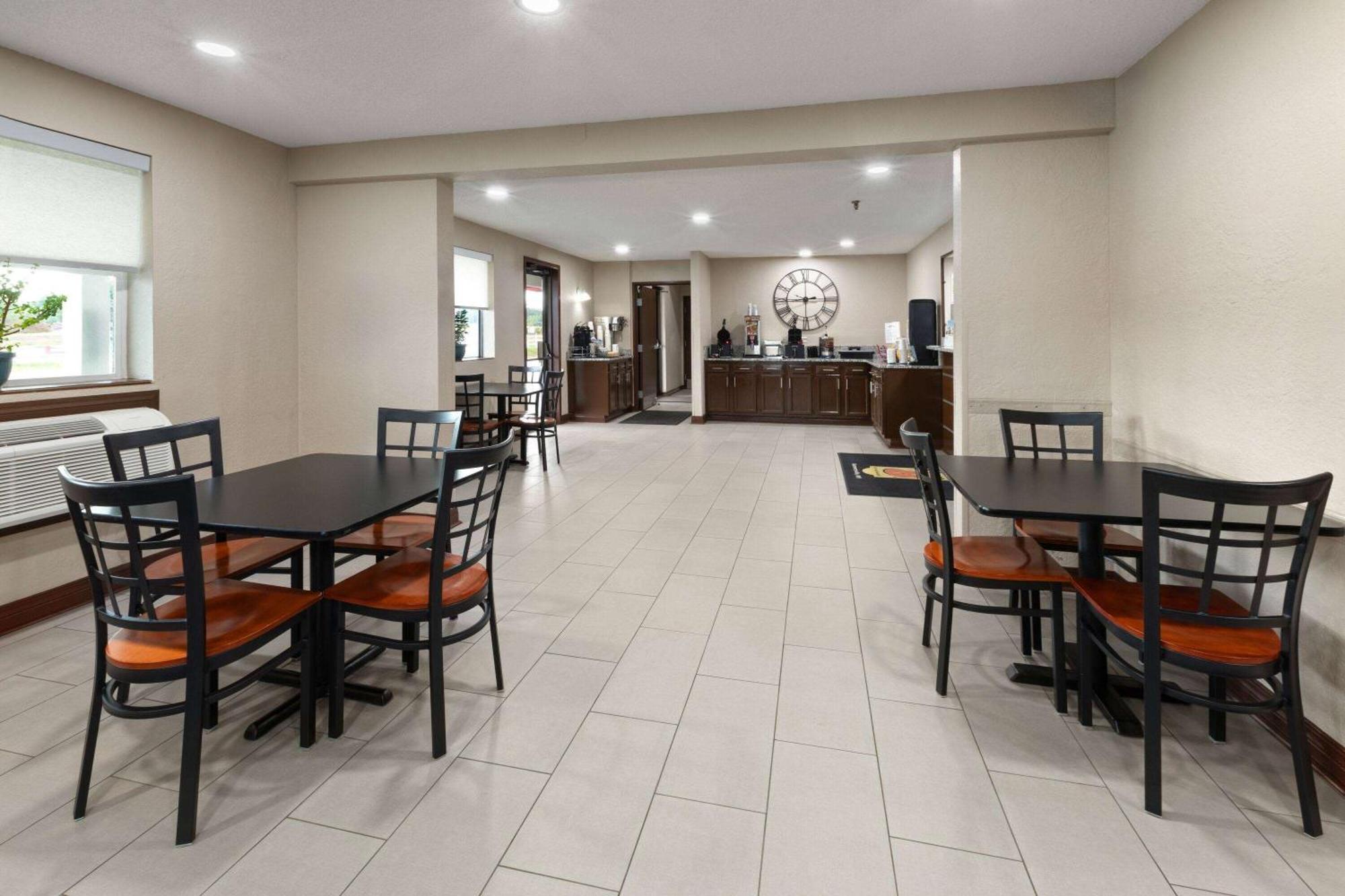 Super 8 By Wyndham Summersville - New River National Park Екстериор снимка