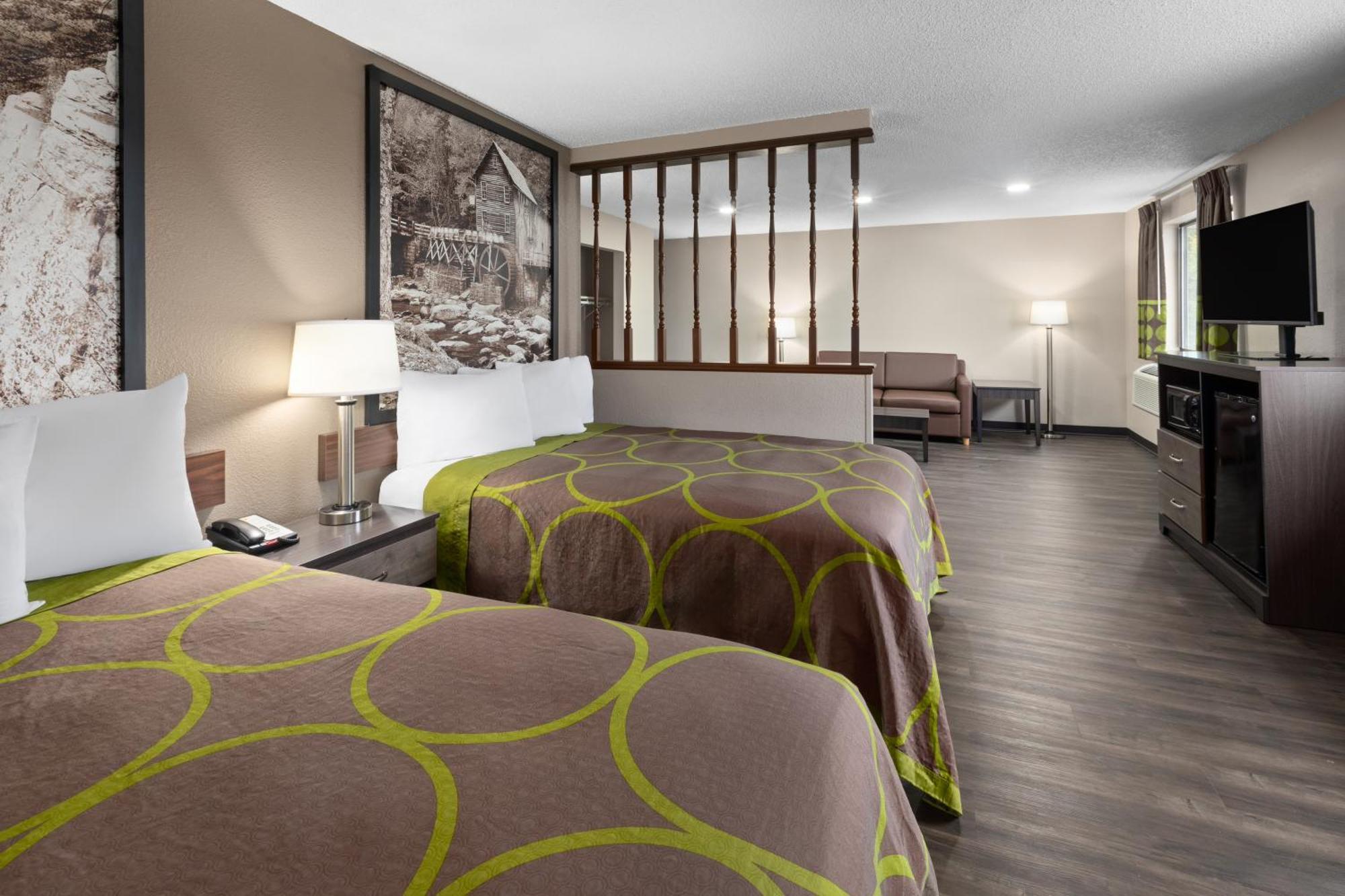 Super 8 By Wyndham Summersville - New River National Park Екстериор снимка