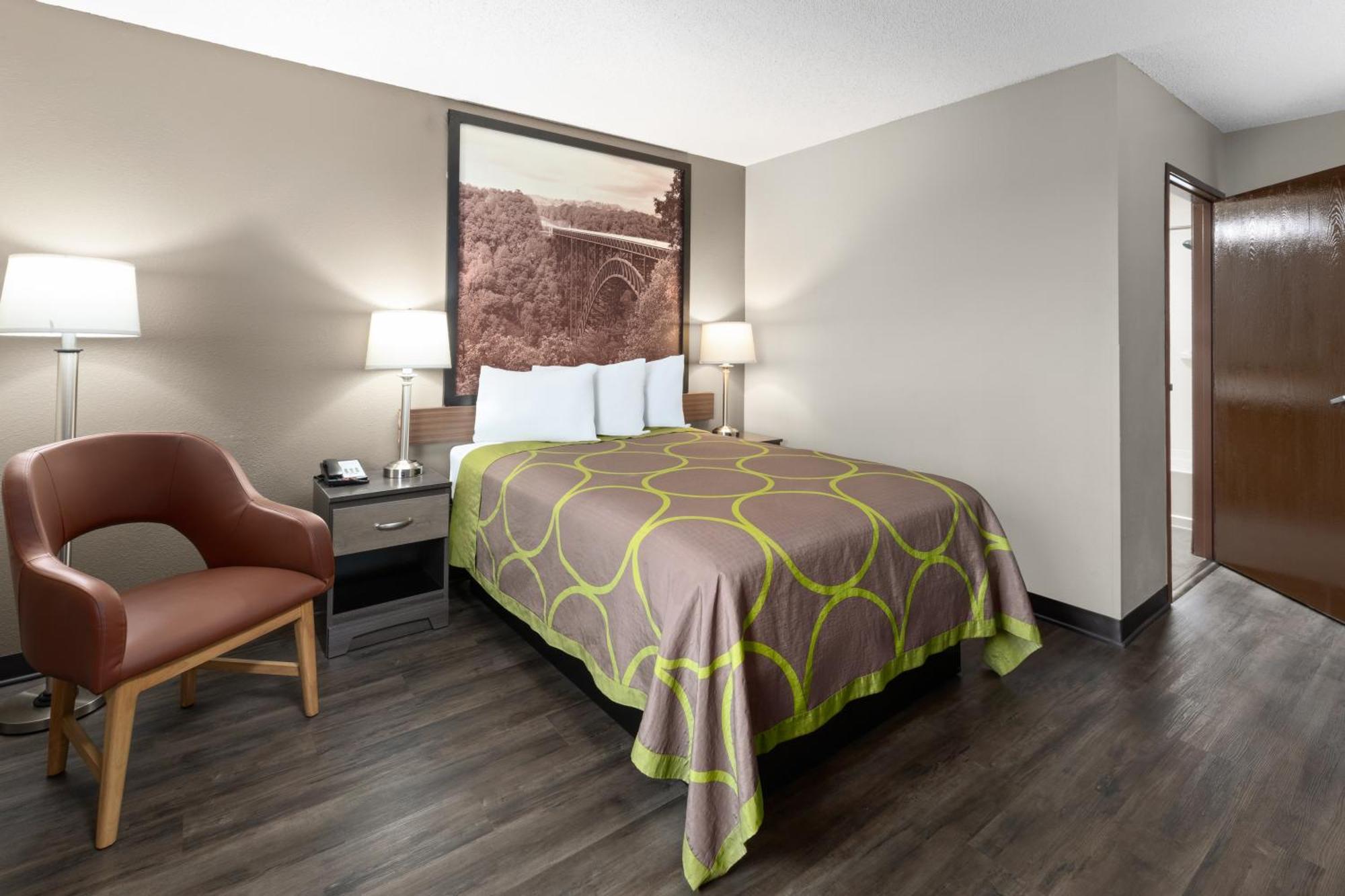 Super 8 By Wyndham Summersville - New River National Park Екстериор снимка