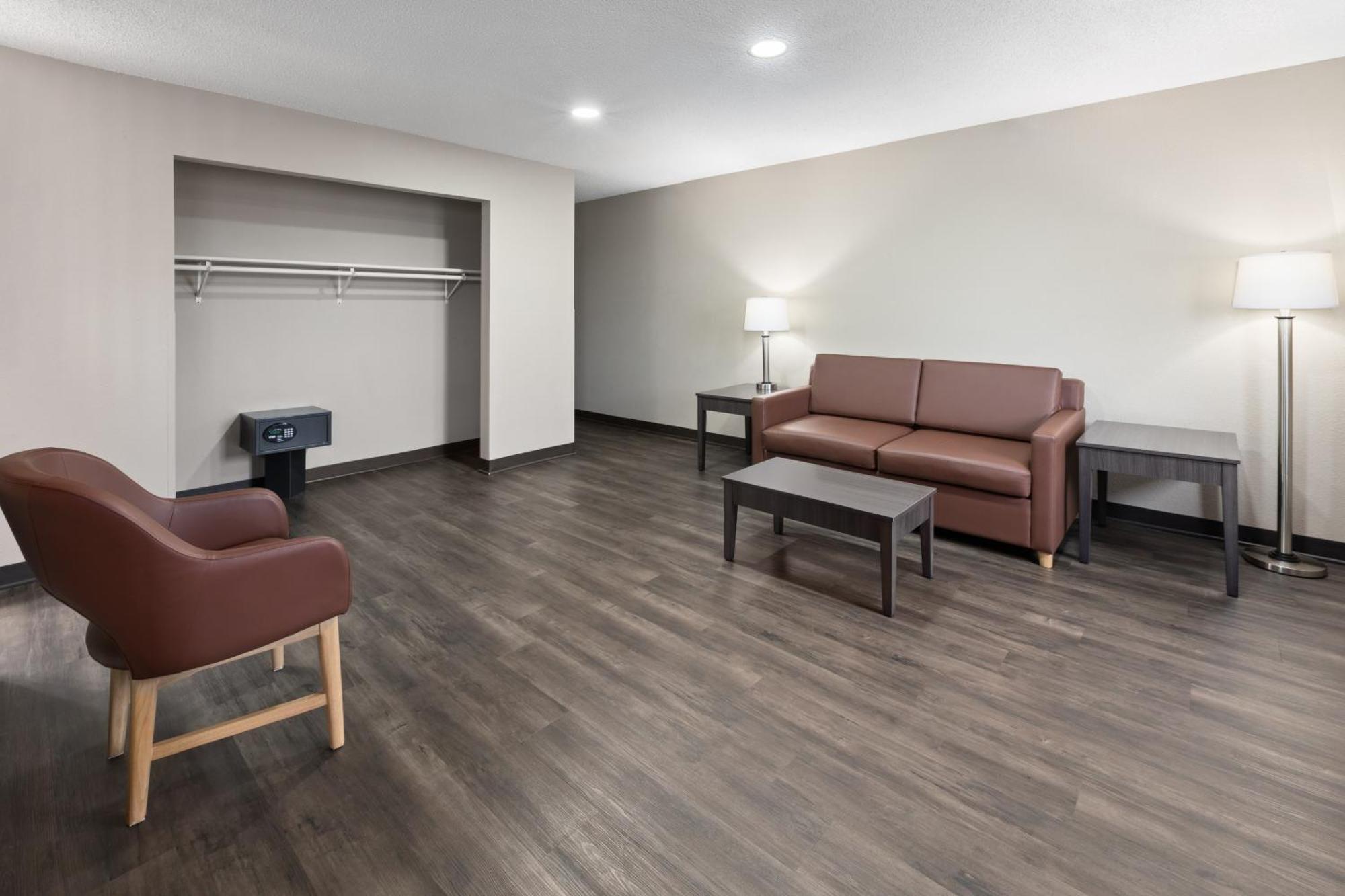 Super 8 By Wyndham Summersville - New River National Park Екстериор снимка