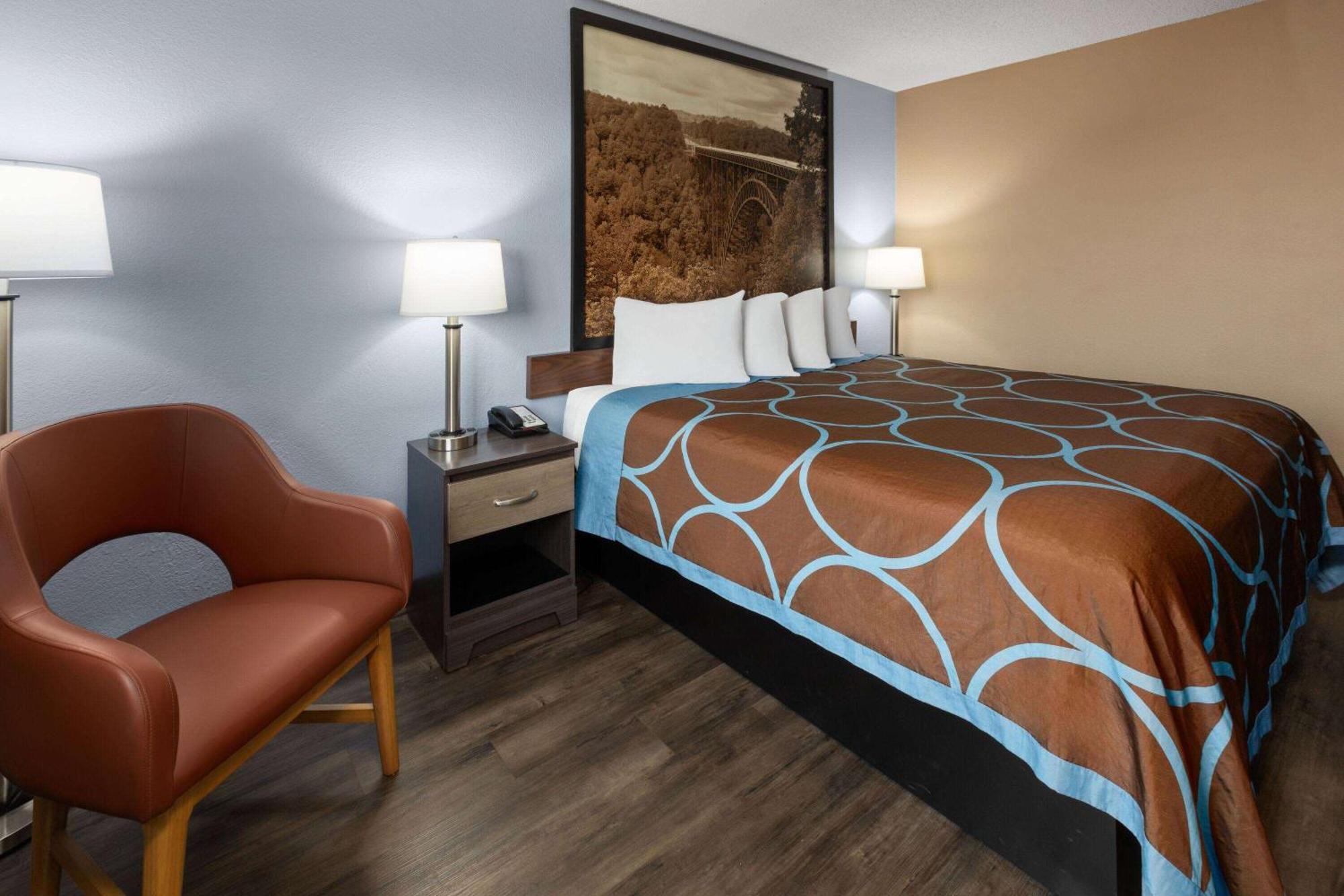 Super 8 By Wyndham Summersville - New River National Park Екстериор снимка